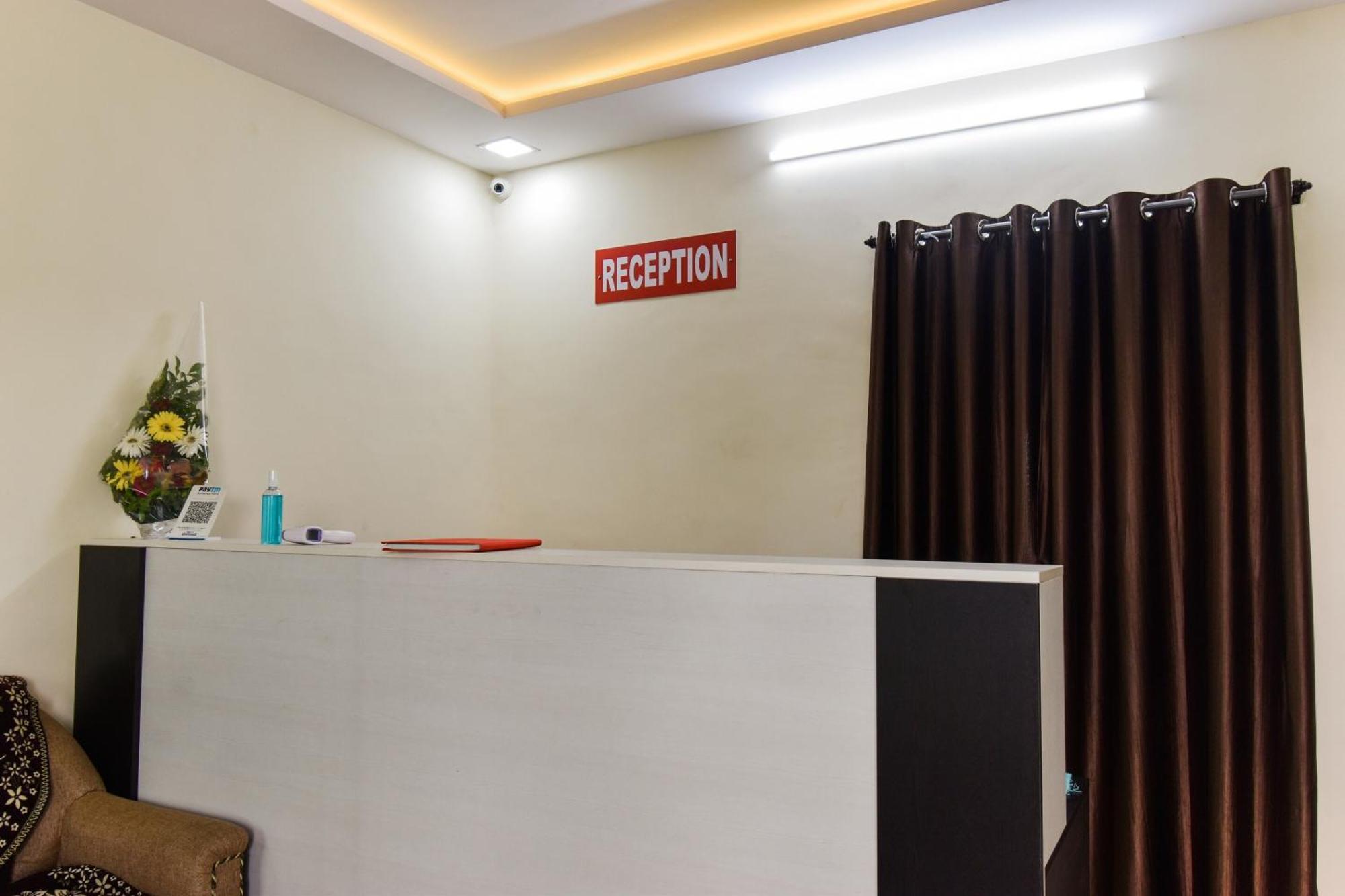 Spot On Carnival Resorts Rāipur Kültér fotó