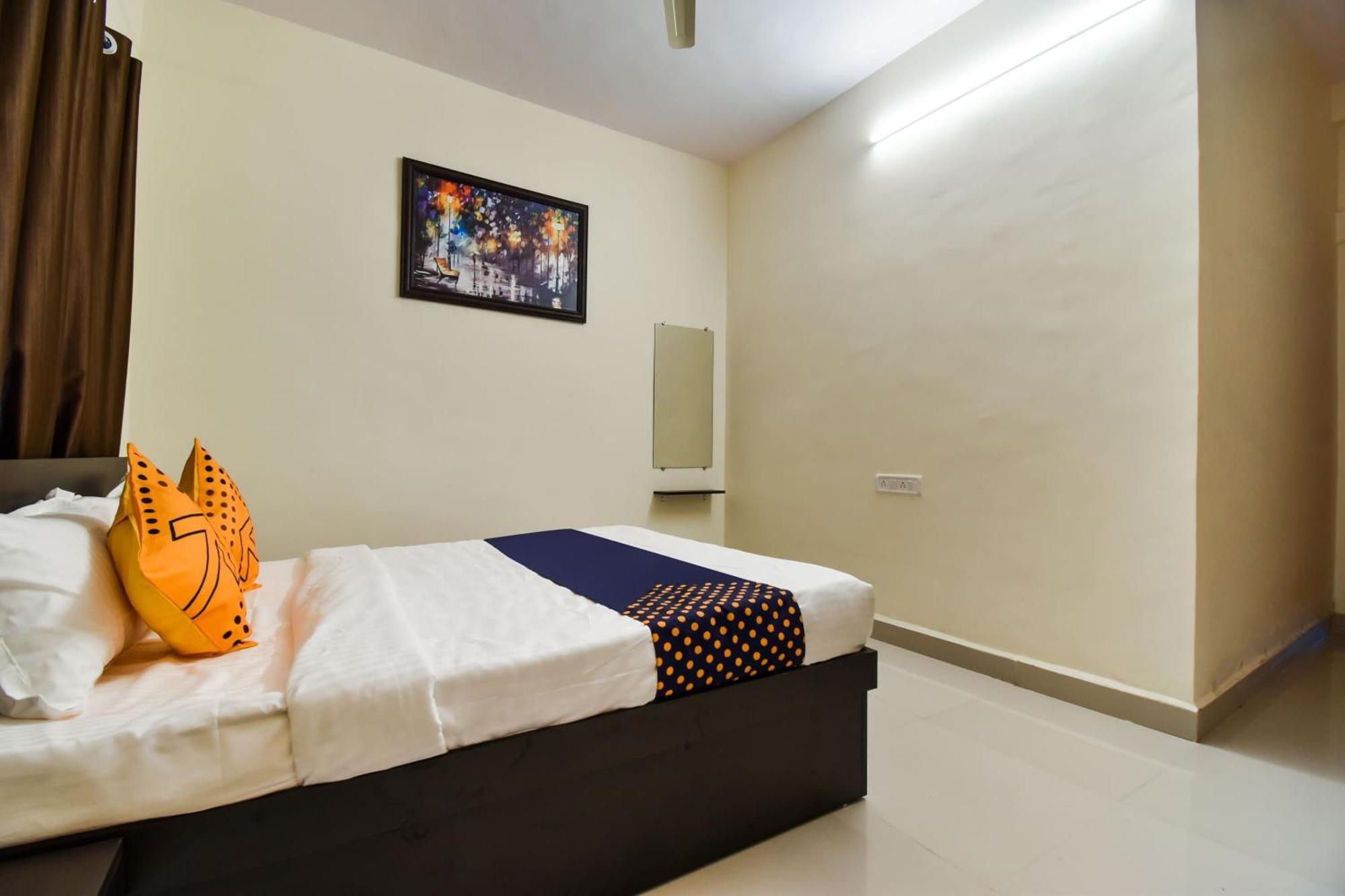 Spot On Carnival Resorts Rāipur Kültér fotó