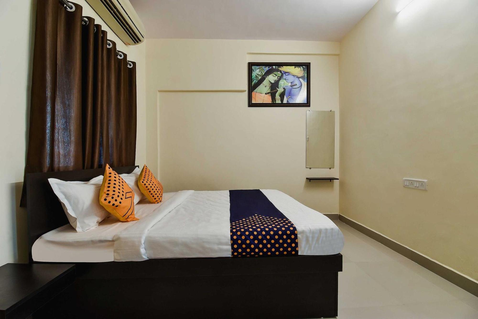 Spot On Carnival Resorts Rāipur Kültér fotó