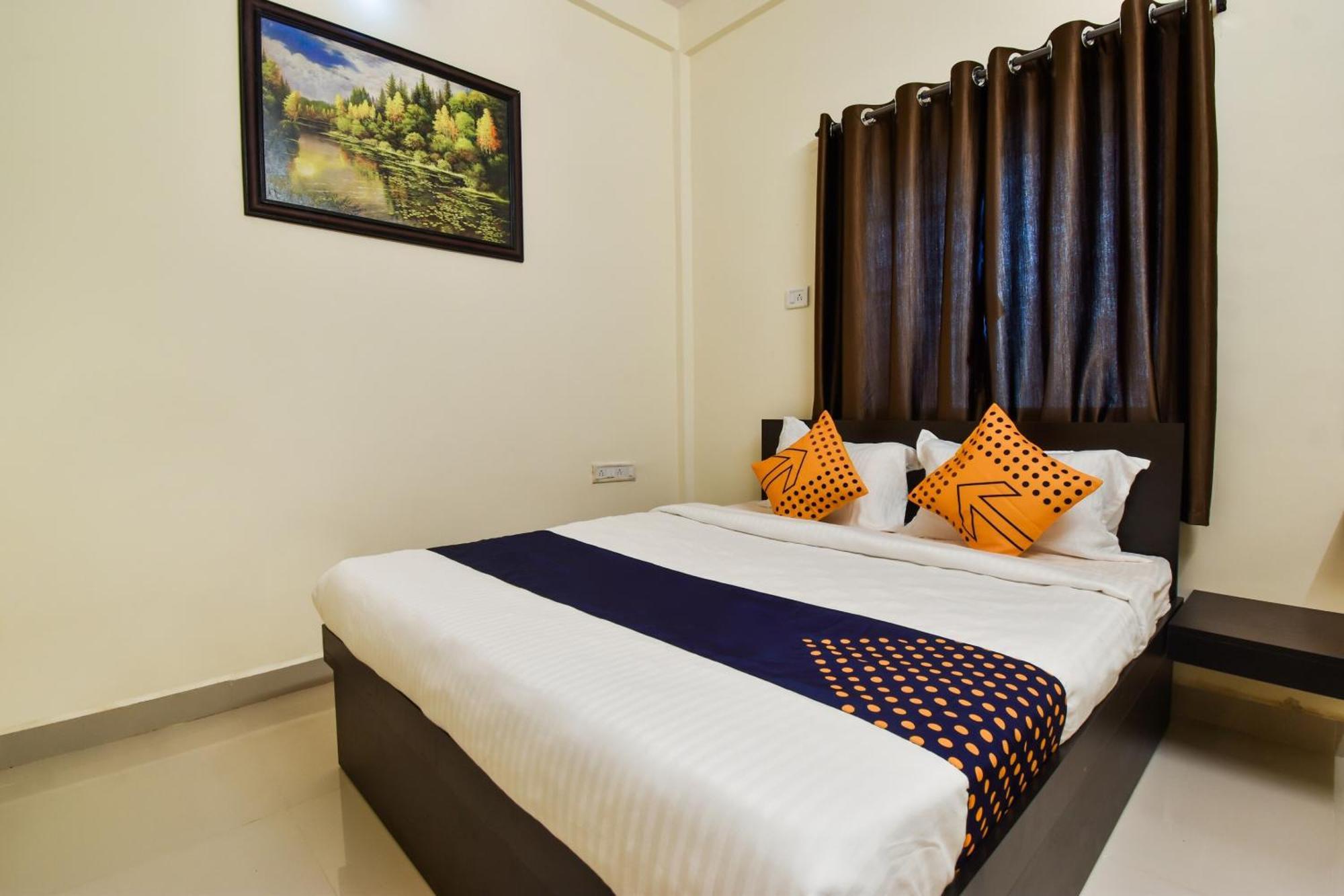 Spot On Carnival Resorts Rāipur Kültér fotó